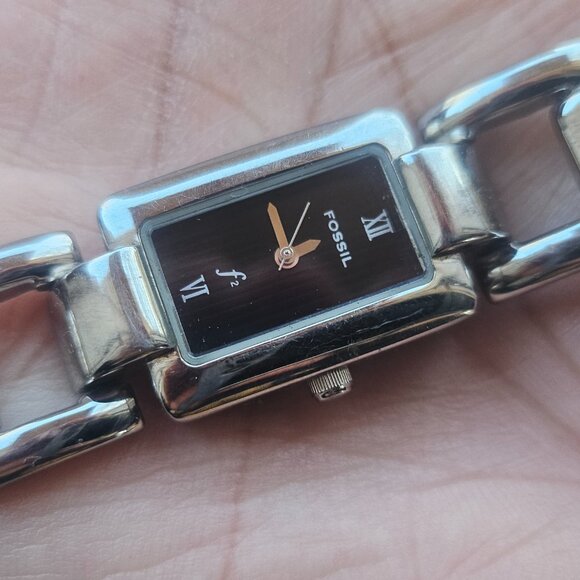 Fossil F2 Women Watch Silver Tone Chain Metal Band Analog Quartz Wristwatch - Picture 4 of 15